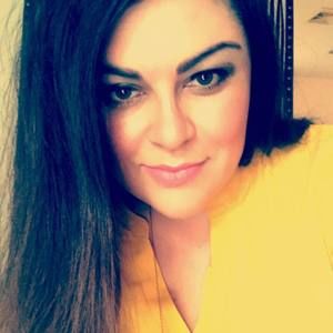 Meet your Posher, Rowena